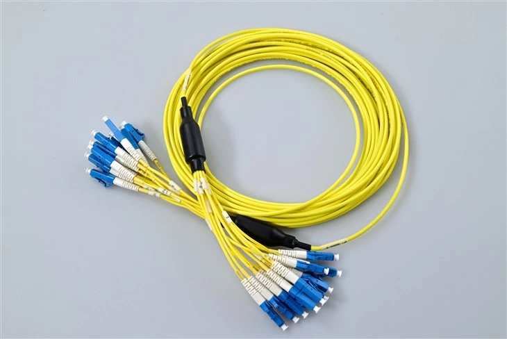 Fiberoptisk patchledning Lc 12 CORE Bundle optisk kabel